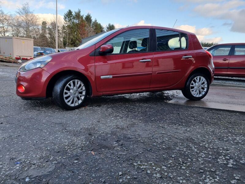 RENAULT CLIO