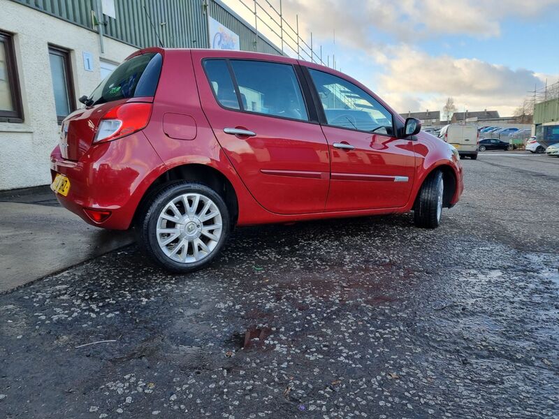 RENAULT CLIO