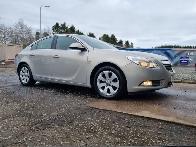 VAUXHALL INSIGNIA