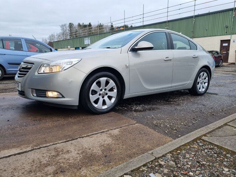 VAUXHALL INSIGNIA
