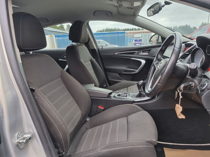 VAUXHALL INSIGNIA