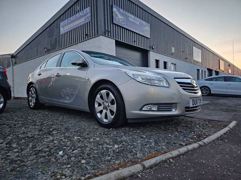VAUXHALL INSIGNIA