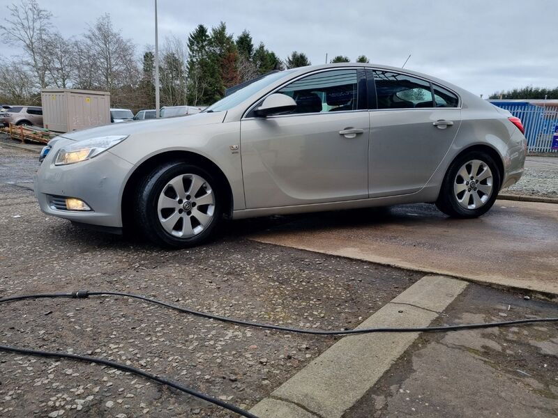 VAUXHALL INSIGNIA