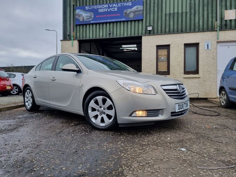 VAUXHALL INSIGNIA